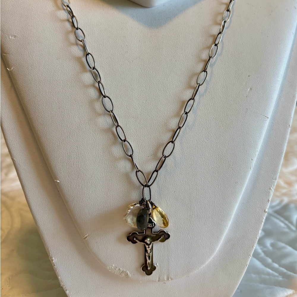 Chic Silver Cross Necklace with Gem Accents